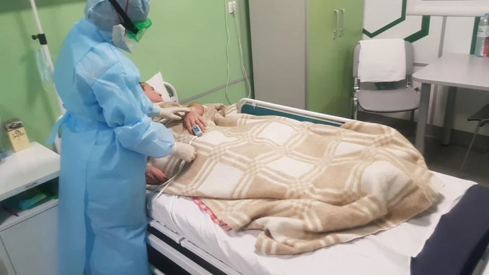 В Астраханской области больных коронавирусом принимают круглосуточно