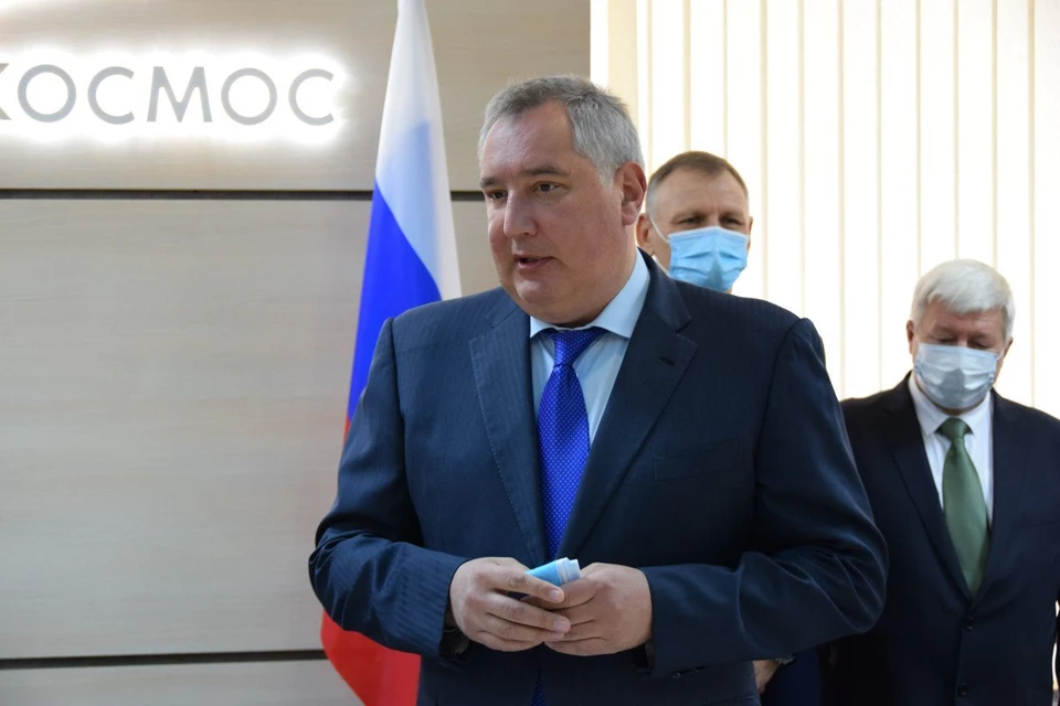 Рогозин рассказал, почему на МКС могла пойти трещина