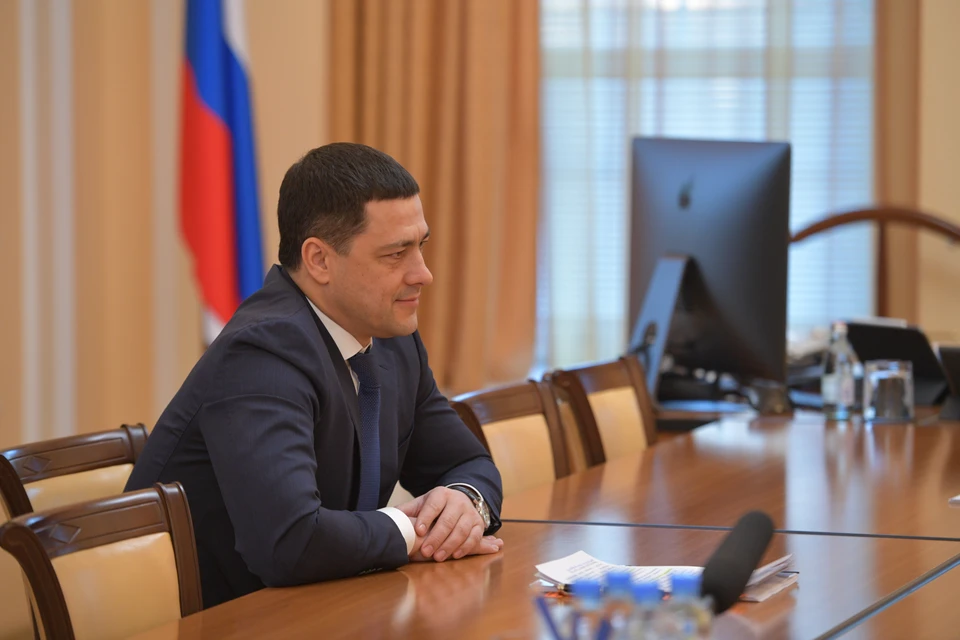 Губернатор Псковской области доложил Путину о ходе ликвидации последствий ледяного дождя.