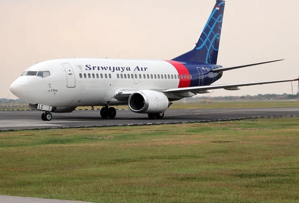 Со дна Яванского моря поднят "черный ящик" разбившегося Boeing 737-524. Фото: EPA/ТАСС.