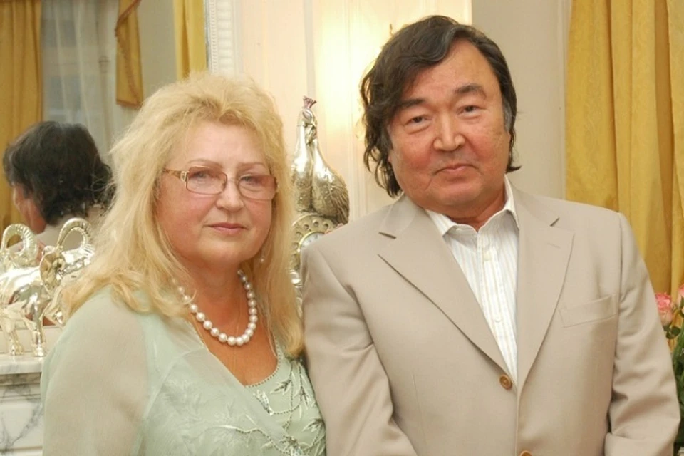 Олжас Сулейменов и Маргарита Владимировна. Фото: yvision.kz