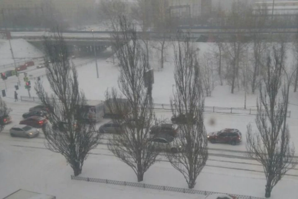 Снегопад прошелся по Екатеринбургу утром 15 января 2021 года. Фото: Алина СУРИНА