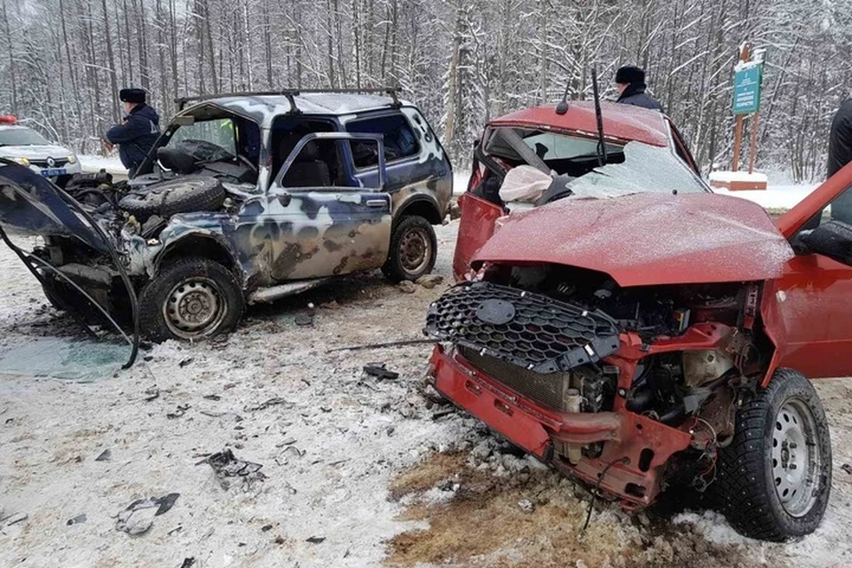 Авария произошла на 99 километре дороги Орел – Смоленск.