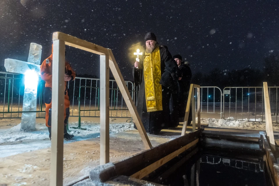 У купелей будет установлено освещение, а также организованы медицинские и спасательные посты.