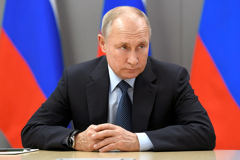Путин поздравил Кадырова с уничтожением банды Бютукаева.