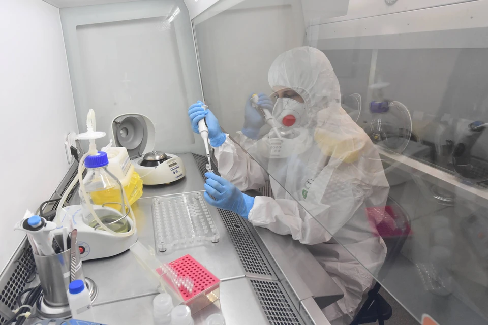Саммит ЕС одобрил антигенные и ПЦР-тесты на коронавирус.