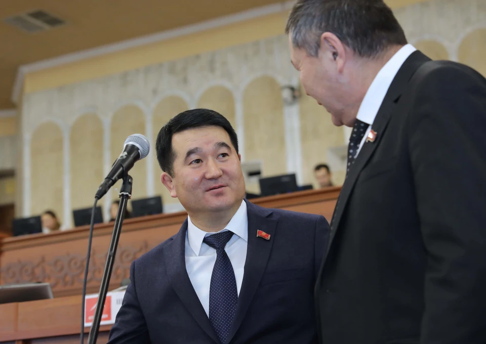 Один из авторов законопроекта - новый вице-спикер парламента Нурбек Сыдыгалиев.