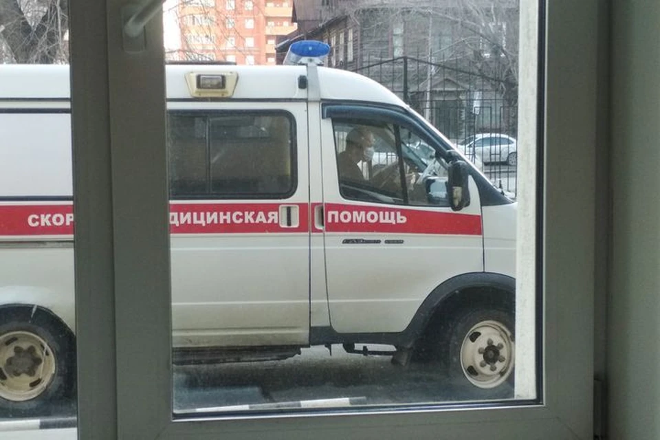 Мужчины, отравившийся средством от вшей, обратился в больницу за помощью.