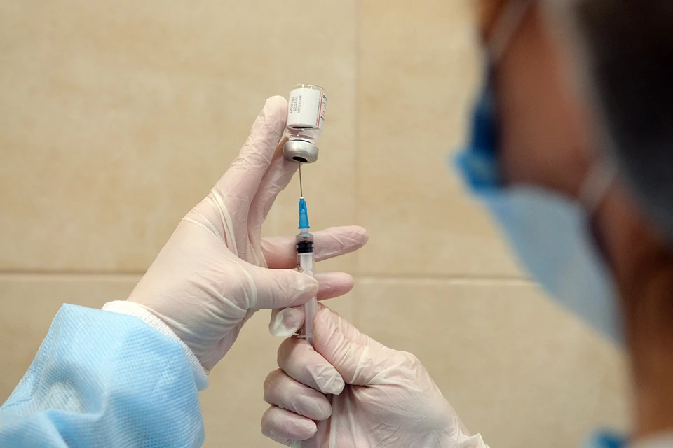 В инструкцию к прививке «Спутник V» добавлен новый пункт о вакцинации от коронавируса онкобольных пациентов «с осторожностью»