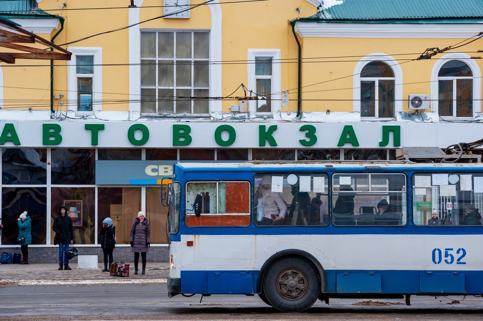 Два раза в год студент-сирота имеет право на бесплатный проезд