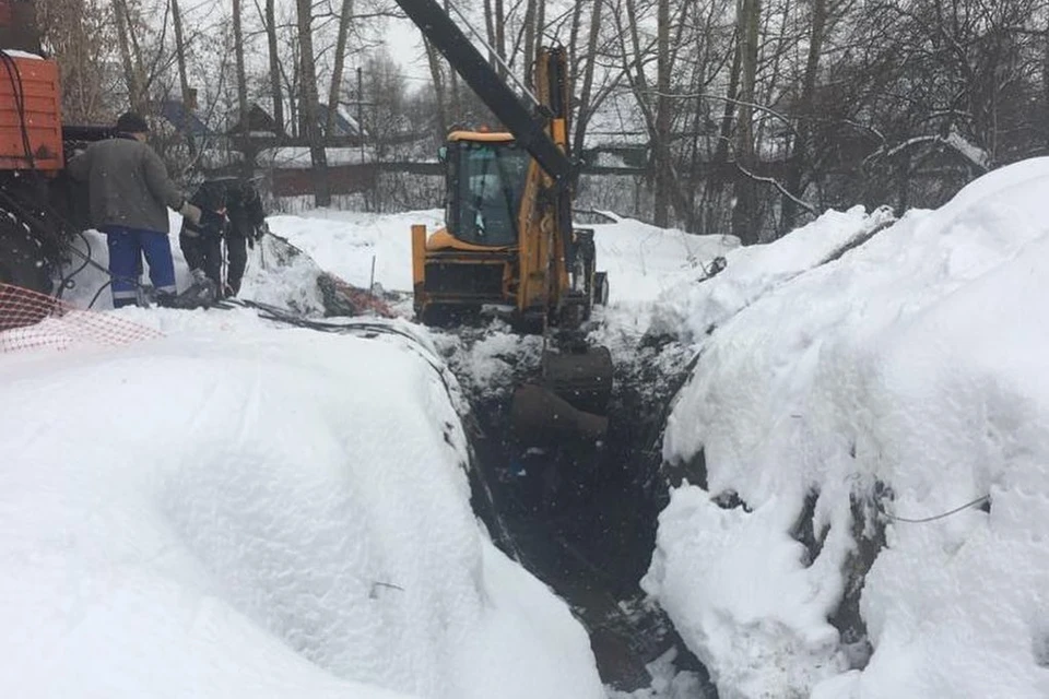 Холодная вода новокузнецк. Техника водоканала Новокузнецк. Новокузнецкий Водоканал Шабалин. Водоканал Новокузнецк Сергей Гребенник. Водоканал Новокузнецк сверху.