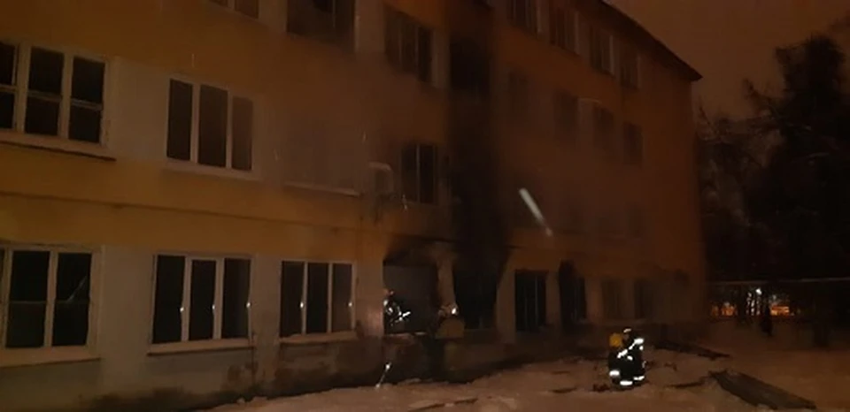 Площадь пожара составила 50 квадратных метров.