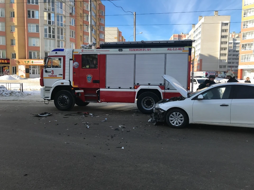 Спецавтомобиль направлялся на пожар