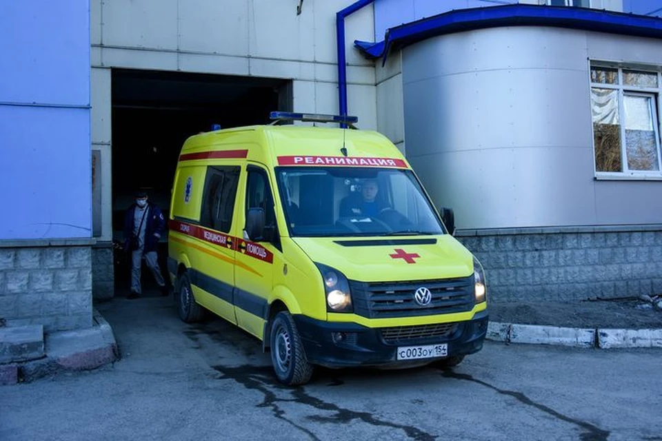Врачи не успели оказать помощь мужчине, на которого упала крыша бани.