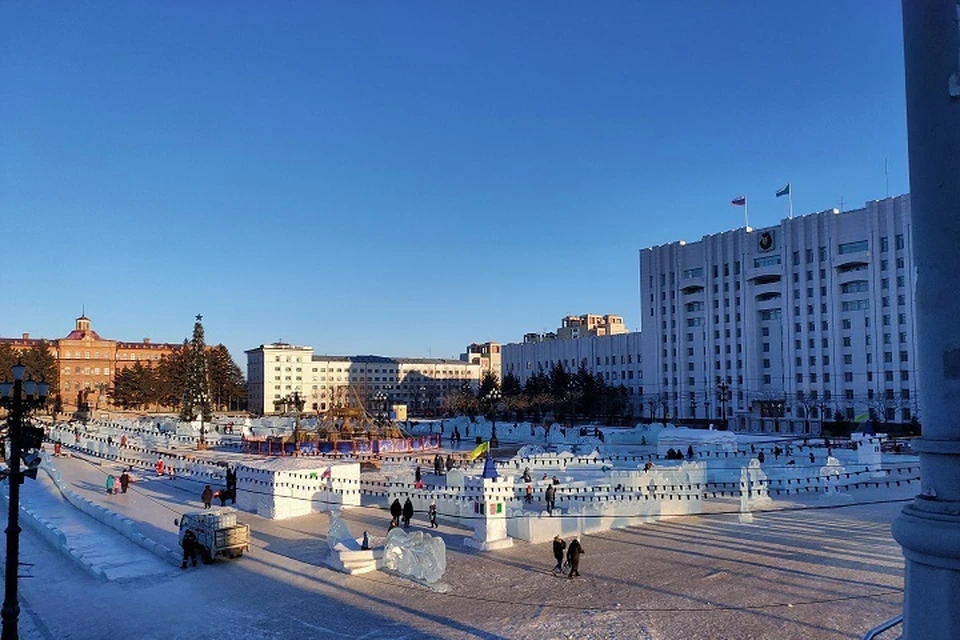 Ледовые городки начнут убирать после циклона в Хабаровске