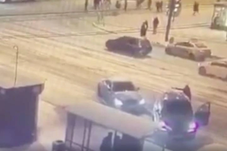 Водителя Porsche задержали за стрельбу по пешеходу в Петербурге