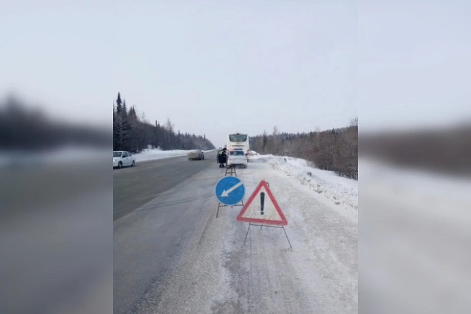 Камеры пермь екатеринбург. Трасса Пермь Екатеринбург зимой. Трасса Пермь Екатеринбург столбики. Трасса Пермь Екатеринбург зимой 2021. Трасса Пермь Уфа 02.01.