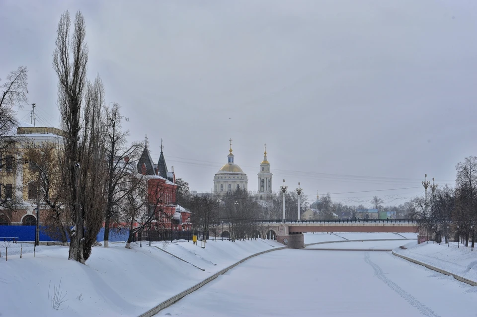 Орловцев предупредили о трещинах и промоинах на Оке и в Орлике