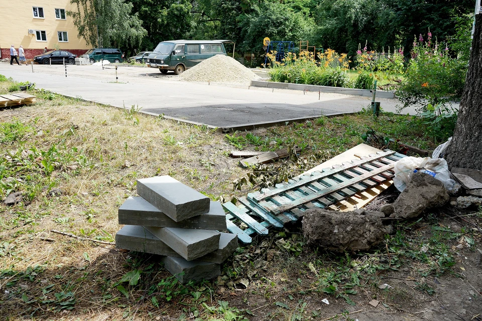В Орле нашли подрядчика для ремонта двора дома на Металлургов,54
