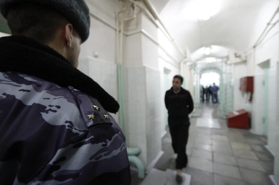 Смоленского рецидивиста приговорили к реальному сроку за кражи.