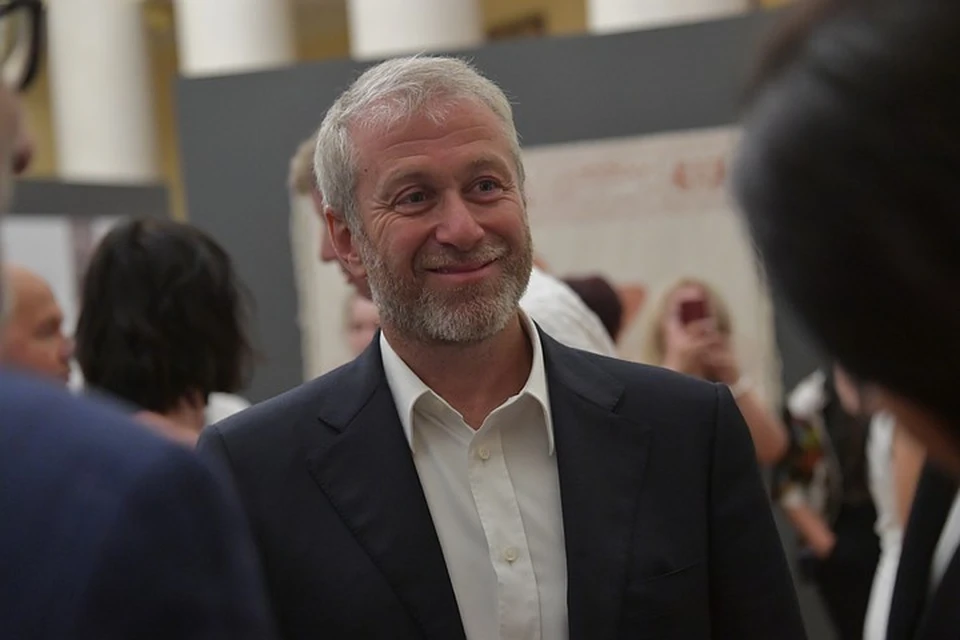 На этой неделе Роман Абрамович обвинил в клевете издательство HarperCollins за публикацию книги «Люди Путина»
