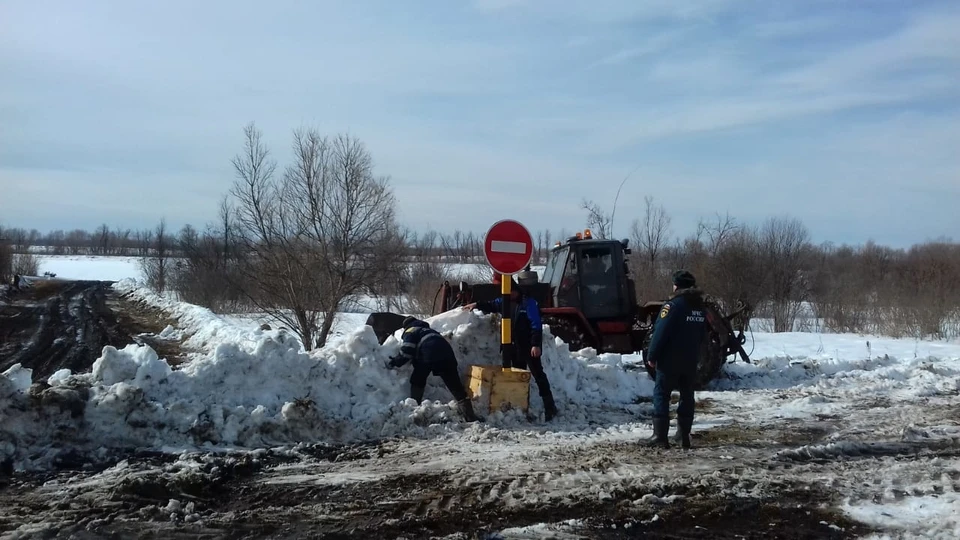 В Омской области перестали действовать все зимние переправы. Фото: ГУ МЧС по Омской области