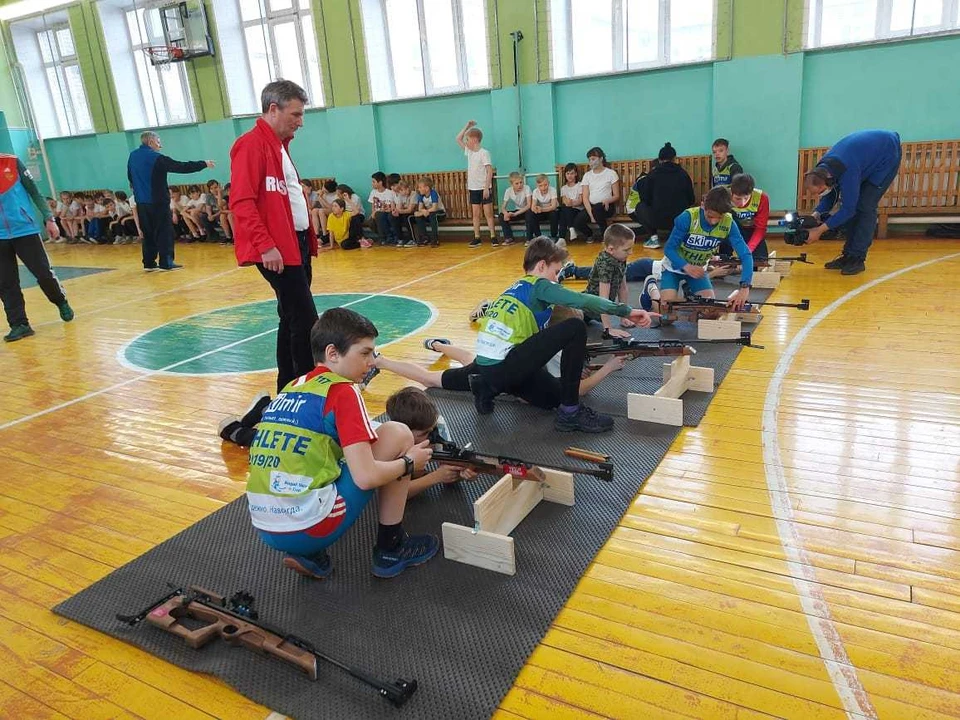 Тренировка по биатлону