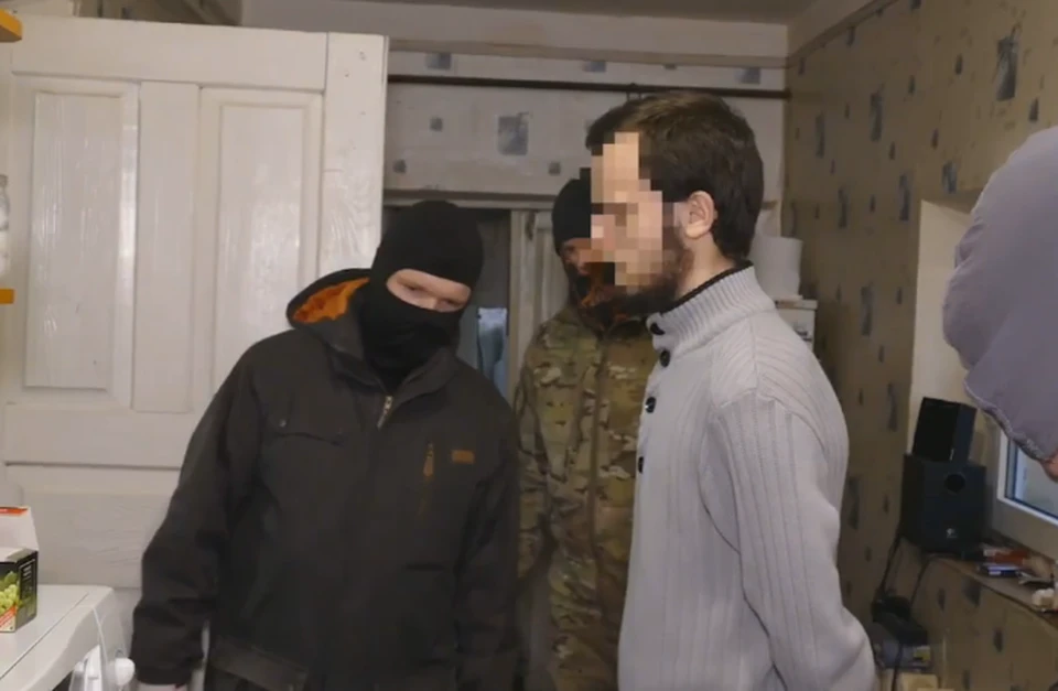 Задержали организаторов теракта в их доме. Фото: скриншот из видео ЦОС ФСБ