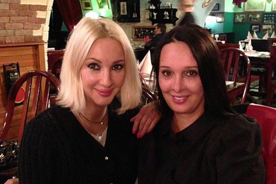 Лера Кудрявцева с сестрой Оксаной Жуковой