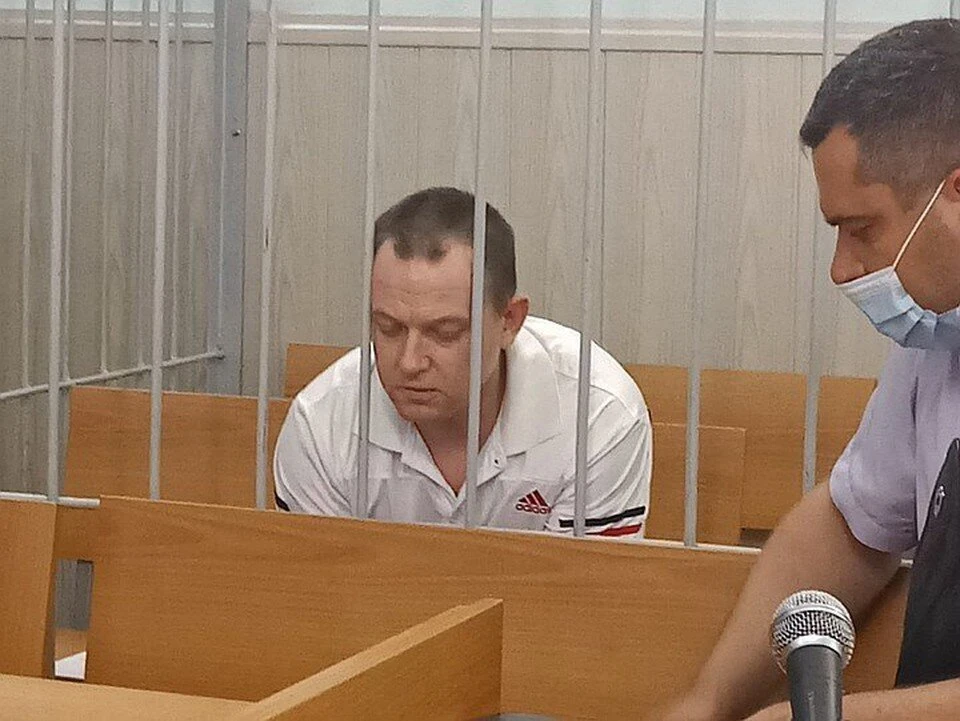 На следствии Владимир Чичаев вину признал, а в суде заявил, что дочку просто уронил