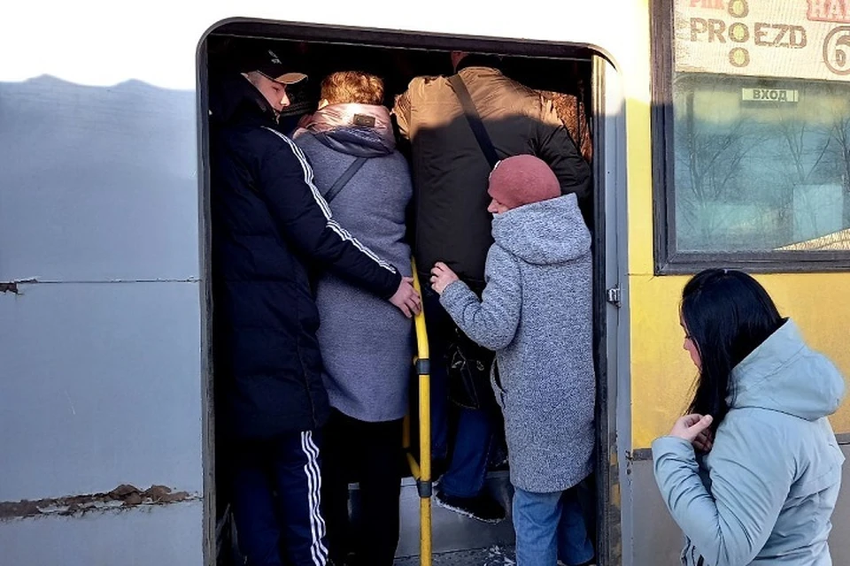 Жители Гаровки-1 не могут уехать а работу в Хабаровск