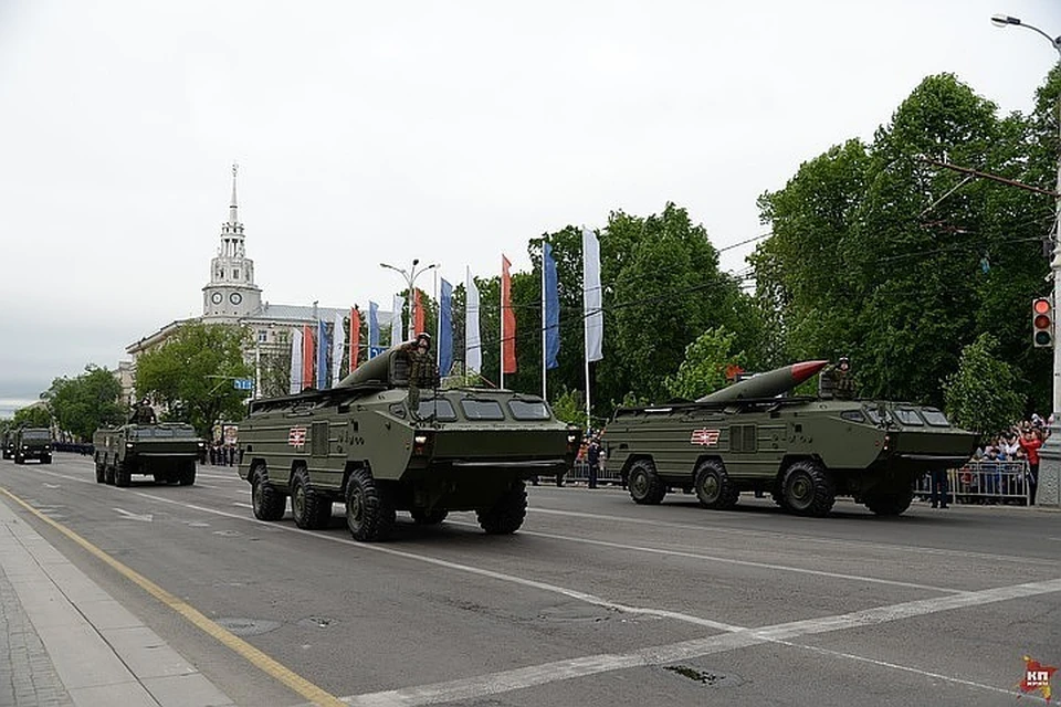 Военный парад 9 мая, по предварительным данным, будет, как в "доковидные" годы.