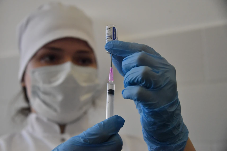 Вакцину от коронавируса «Спутник Лайт» включат в программу вакцинации после регистрации
