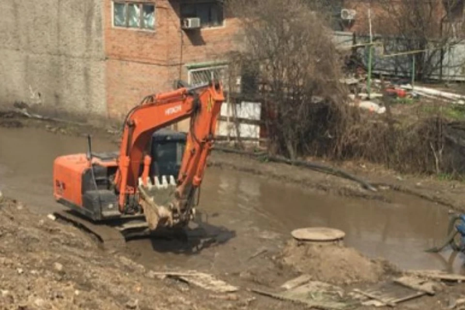 Люди боялись что ситуация может выйти из-по контроля, вода подступала к домам Фото: сайт администрации Ростова-нна-Дону