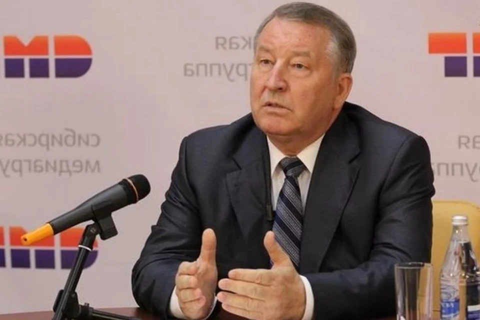 В сравнении с 2019 годом задекларированный годовой доход сенатора Александра Карлина вырос