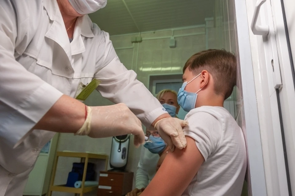 Омичи уже могут выбирать, какой вакциной прививаться.