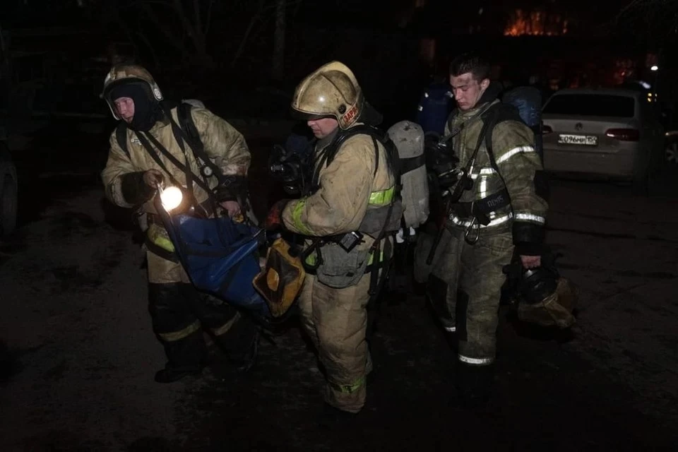 Новосибирца, устроившего пожар в многоквартирном доме, отправили в колонию. Фото: ГУ МЧС по Новосибирской области