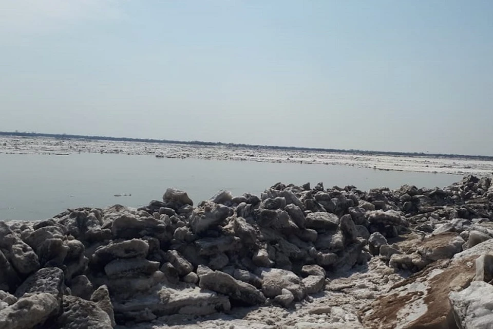 Ледоход в Хабаровском крае: вода отступает от домов Комсомольского района