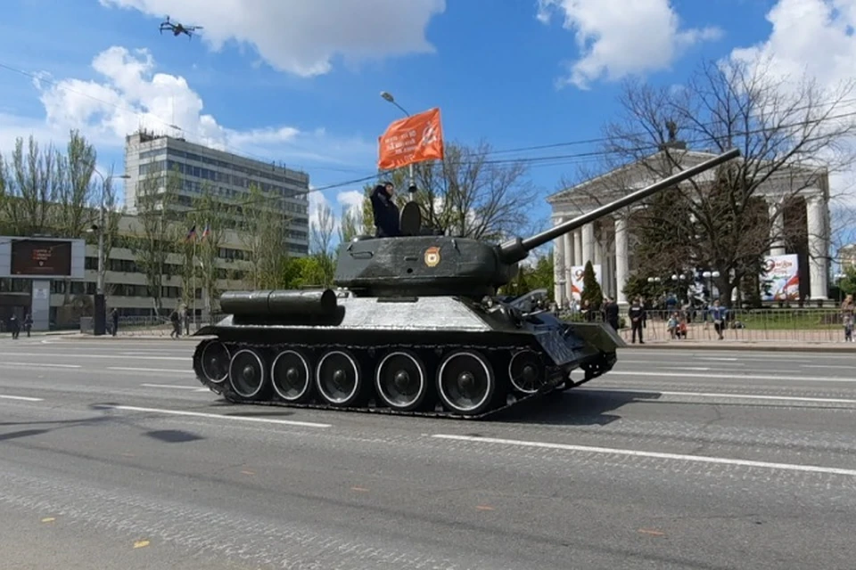 В Донецке прошла генеральная репетиция Парада Победы