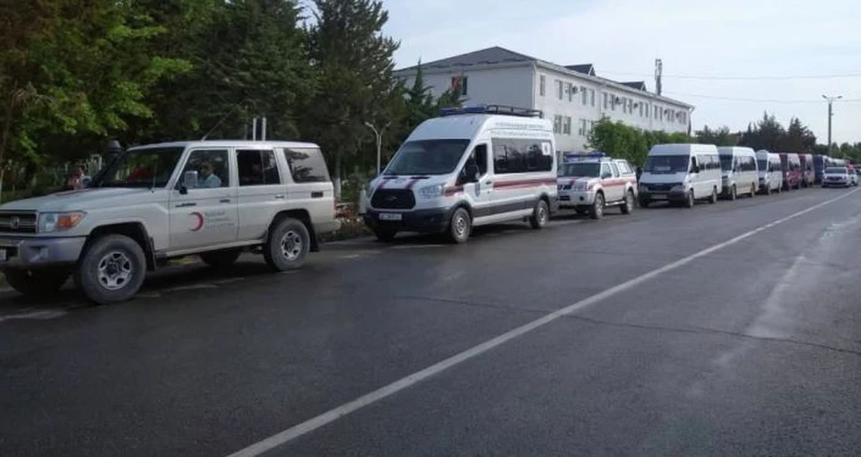 Для сельчан организовали транспорт (Фото: полпредство правительства в Баткенской области).