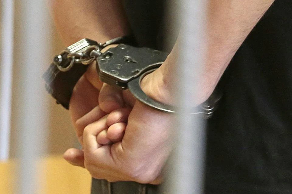 За более 2,5 лет за решеткой бывший опер получил 241 тысячу рублей.