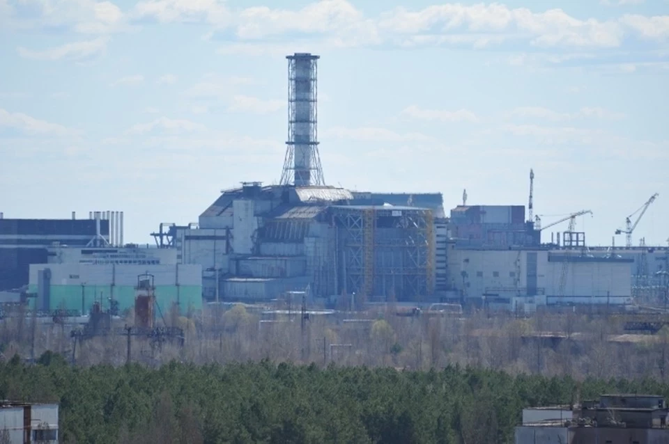 На Чернобыльской АЭС опровергли угрозу цепной реакции деления на 4-м энергоблоке