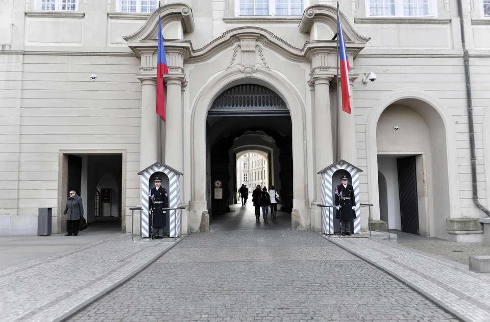 В Чехии арендатор складов во Врбетице заявил о пропаже арсенала оружия после взрыва