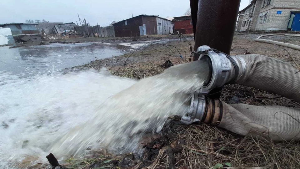 Вода уходит из затопленных сел Николаевского района Хабаровского края