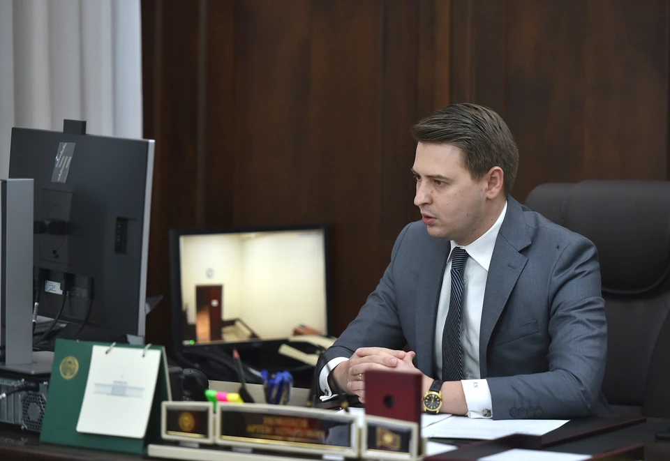 Глава кабмина подписал решение о назначении Артема Новикова на должность председателя правления РКФР.