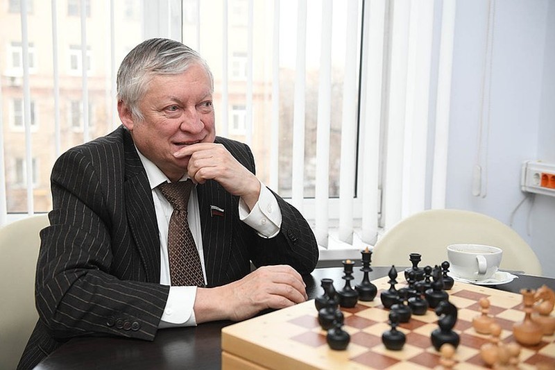 Анатолий Карпов