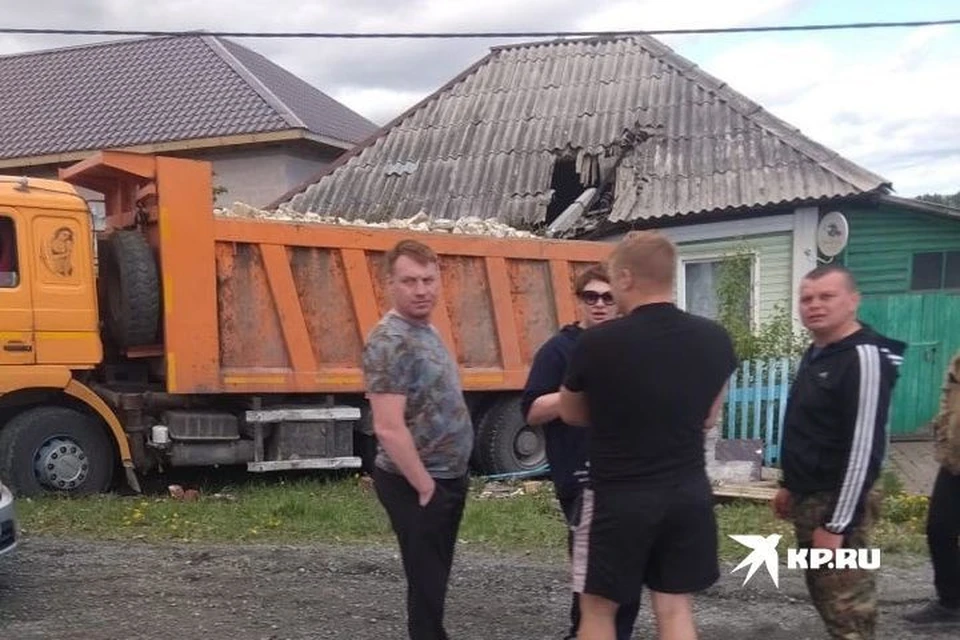 ЧП случилось в среду утром. Фото: Антон Мешавкин