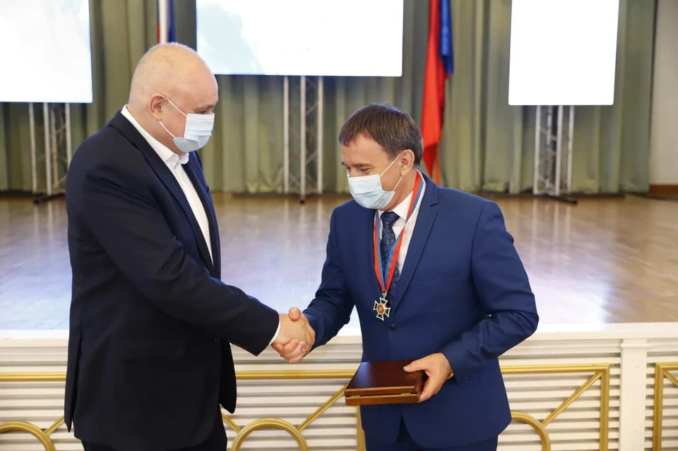 Александр Пирожков получил орден "Меценат Кузбасса" Фото: пресс-служба АПК.