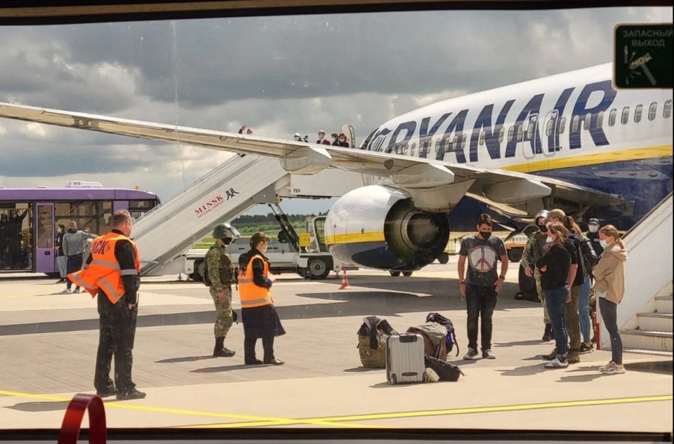 Департамент авиации РБ: в тот день аэропорт Гродно не работал, поэтому самолет Ryanair принять не смог. Как такое может быть? Фото: delfi.lt.
