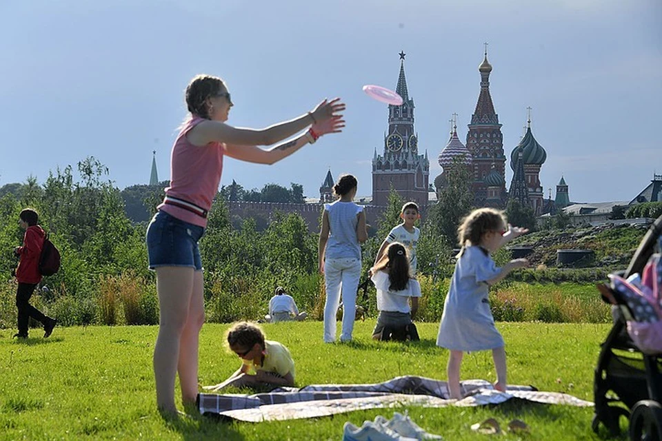 Синоптики пообещали москвичам теплые выходные
